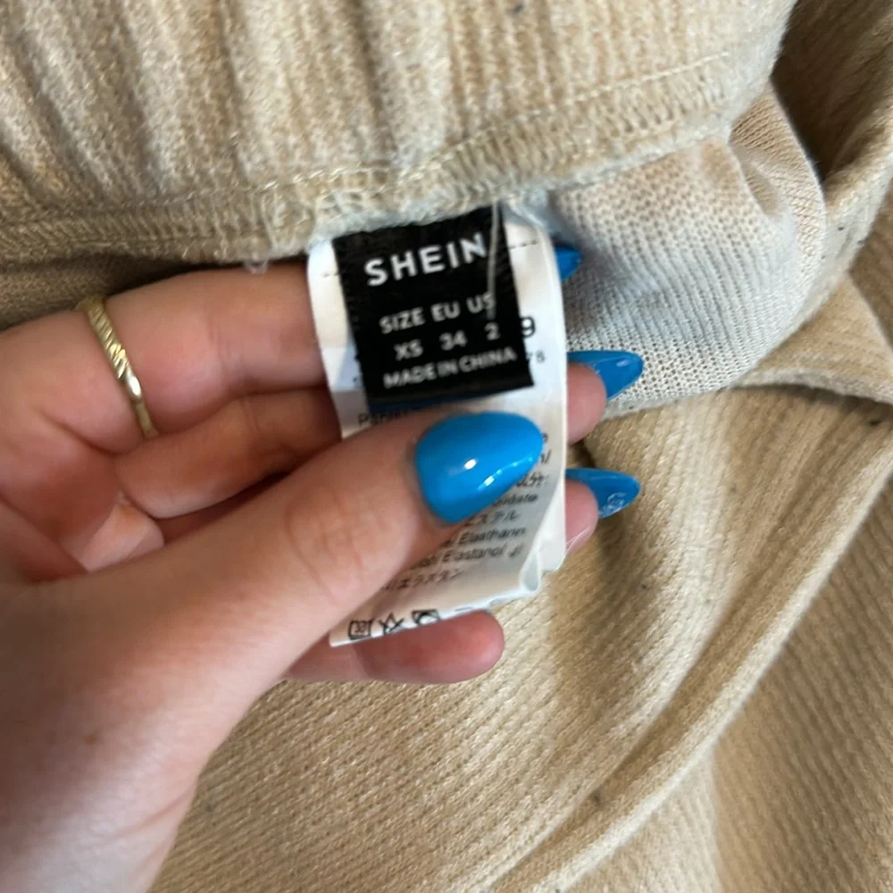 Tan Set-XS - Picture 2 of 6